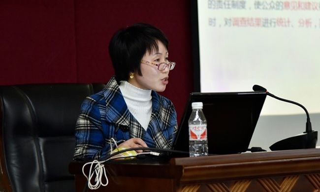 奇异果体育互联政府网站评测研究中心副主任王玲受邀出席“广西壮族自治区住房城乡建设视频会议系统及政府网站建设工作会议”，并对参会人员作专题培训。