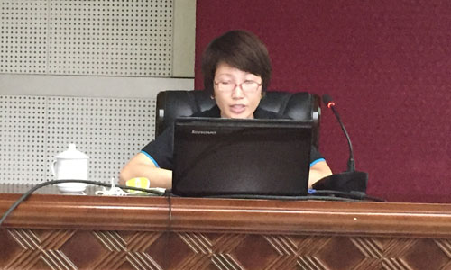 奇异果体育评测研究中心主任助理王玲受邀出席广西壮族自治区住房城乡建设系统政府网站建设工作会议，并对2015年住建系统政府网站绩效评估指标体系进行培训和解读。